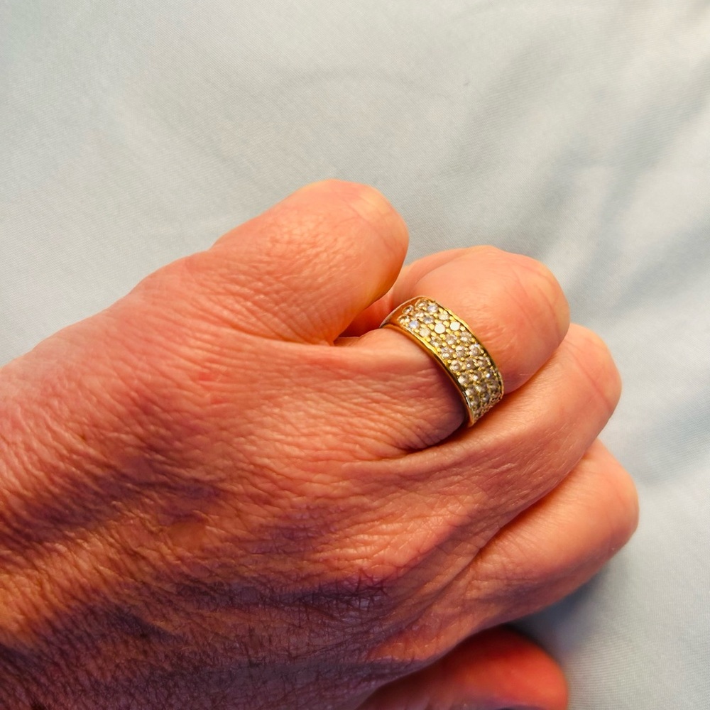 18K yellow gold diamond pave anniversary band